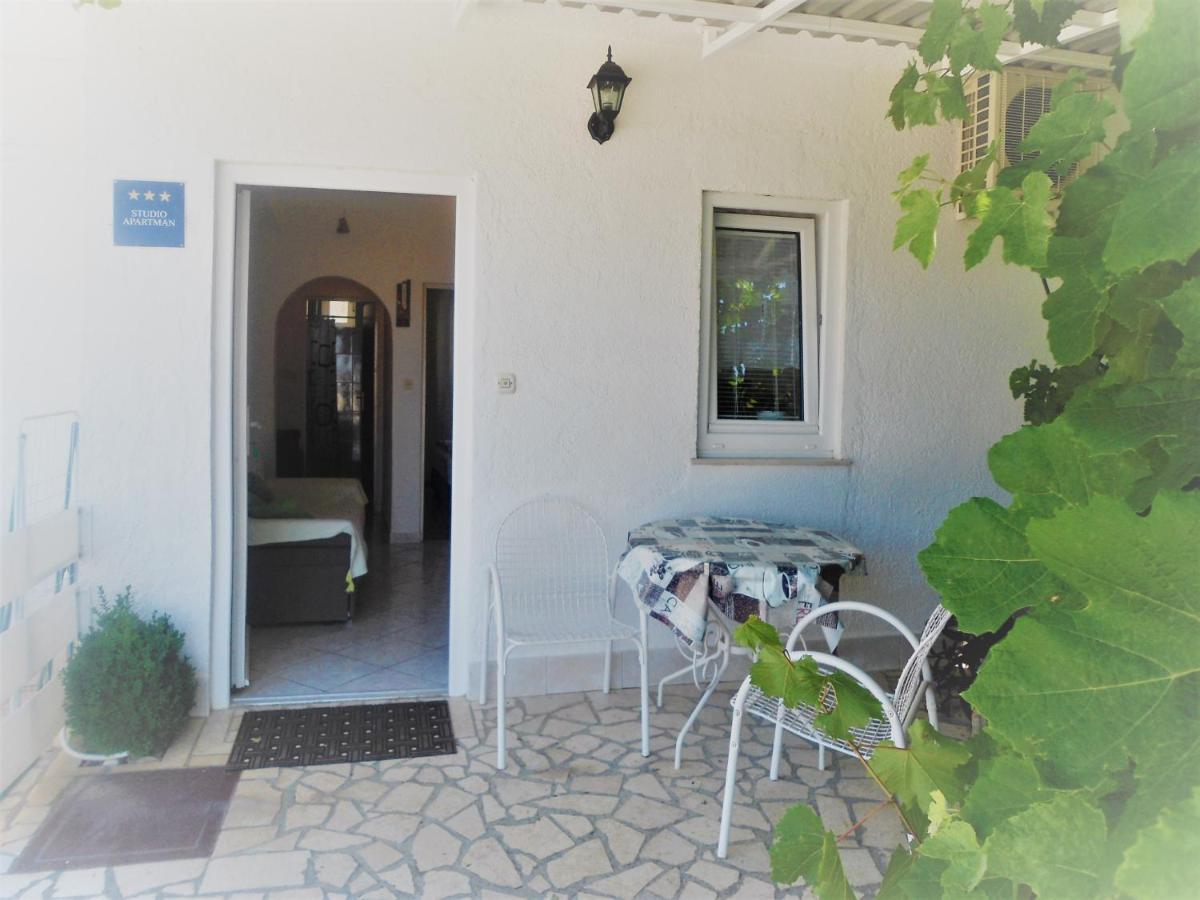 Guest House Pamela Senj  Zewnętrze zdjęcie