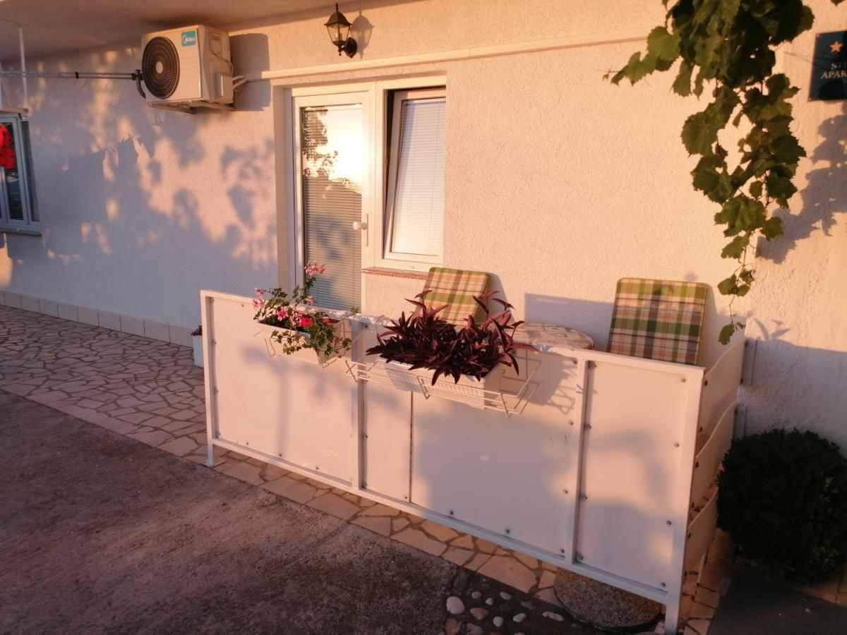 Guest House Pamela Senj  Zewnętrze zdjęcie